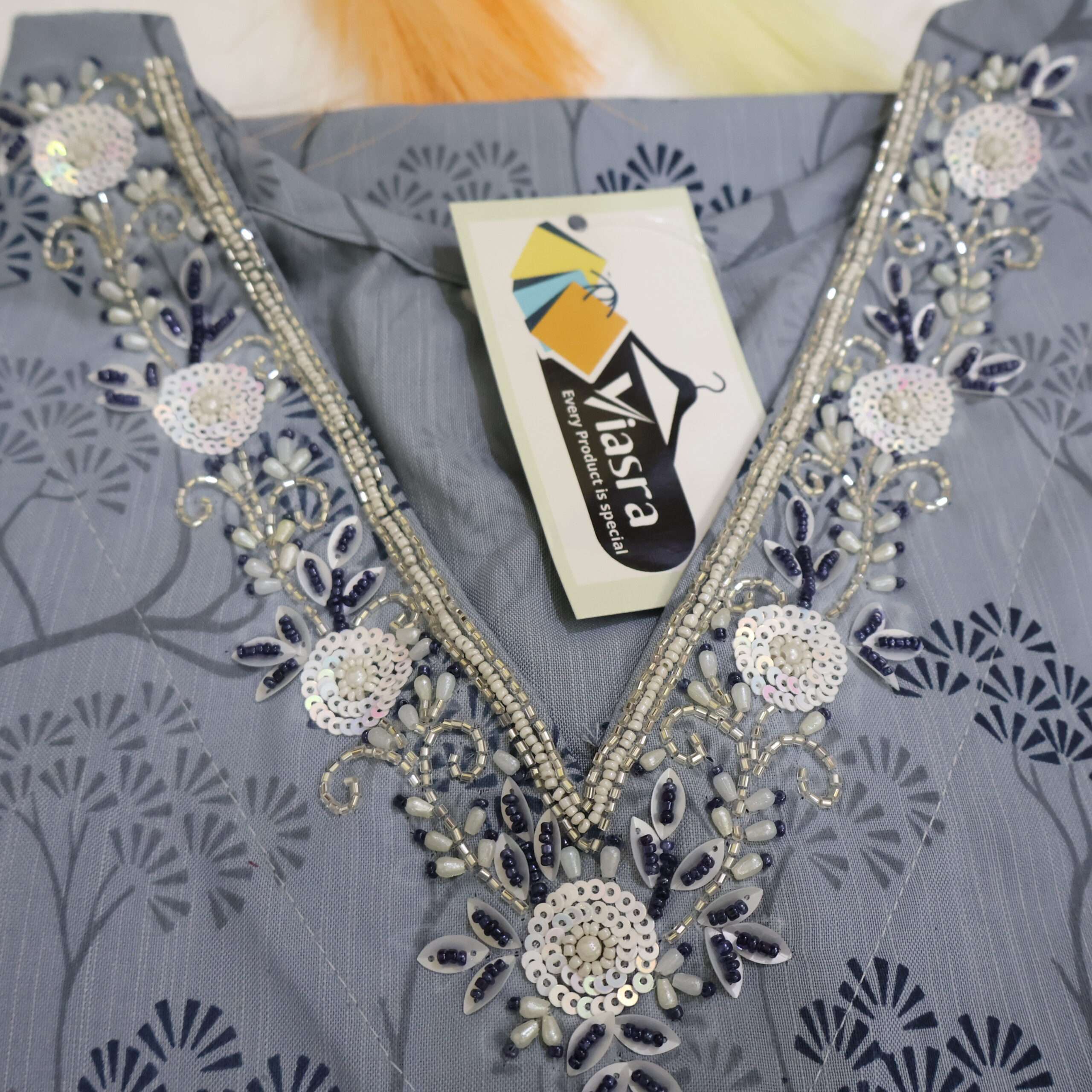 Kurta with Organza Dupatta & Appliqué Work