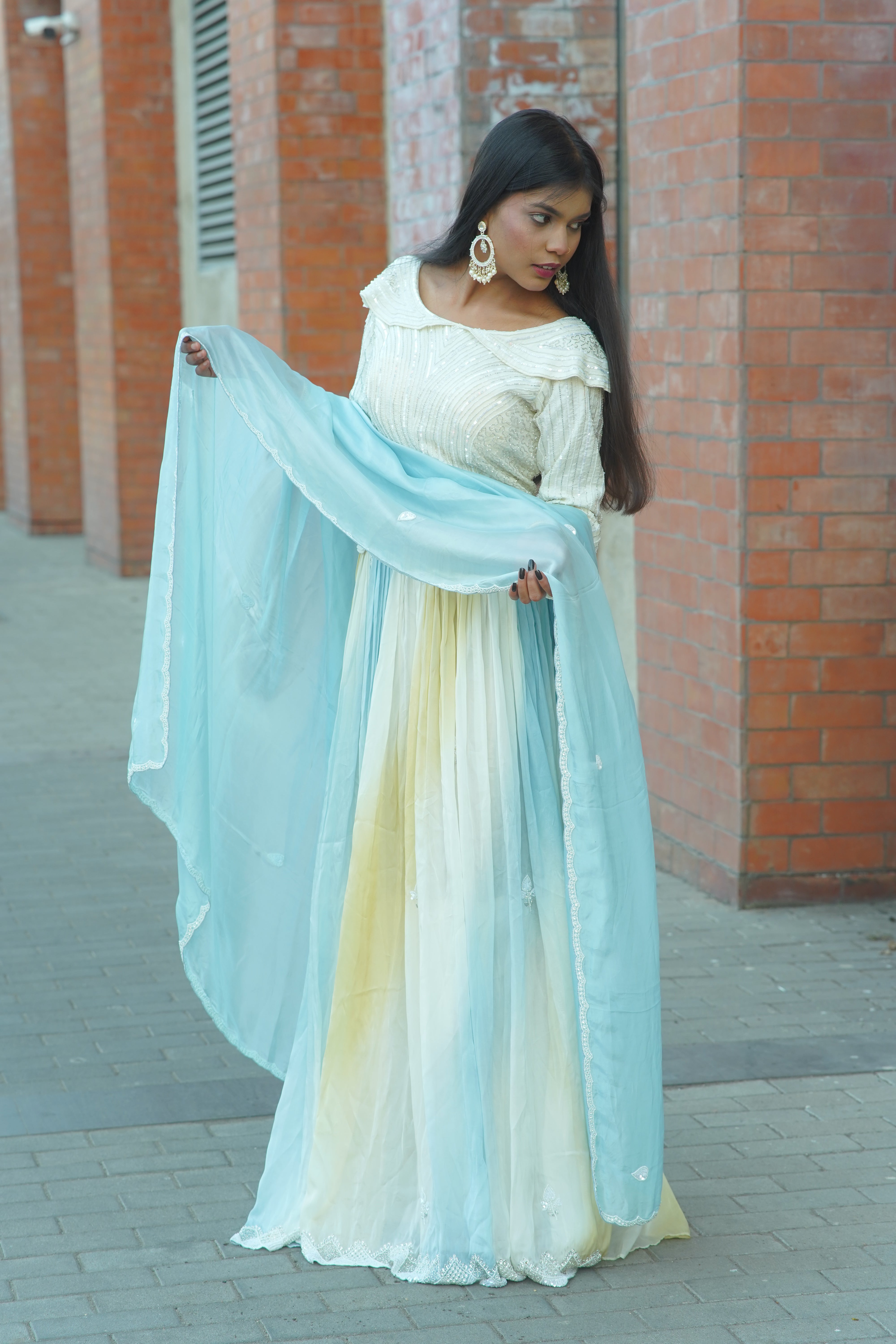 Elegant Ombre Flared Suit with Dupatta – Premium 3‑Piece Ethnic Set