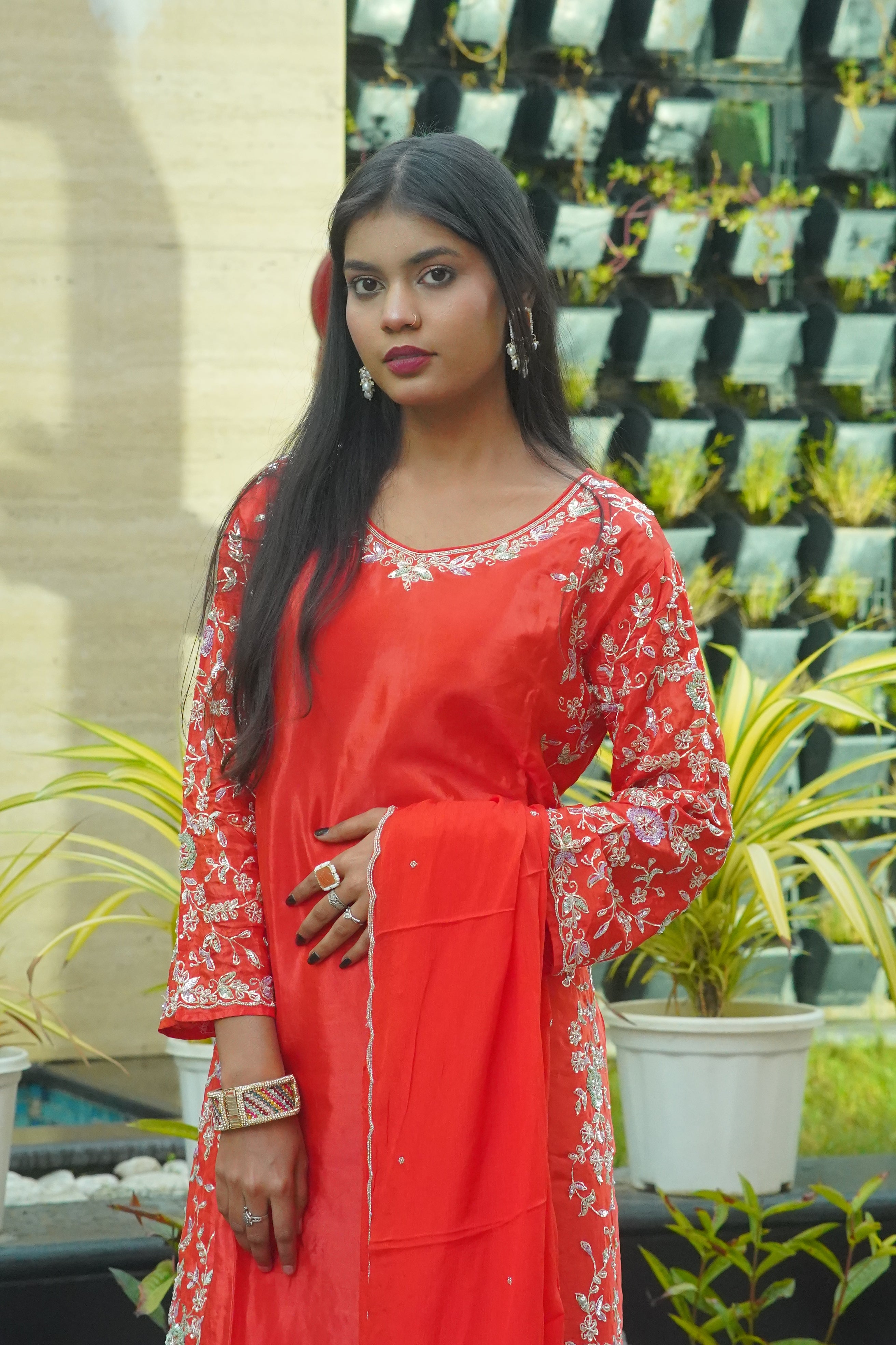 Premium Peeta Work Suit – Elegant 3‑Piece Set on Luxury Fabric