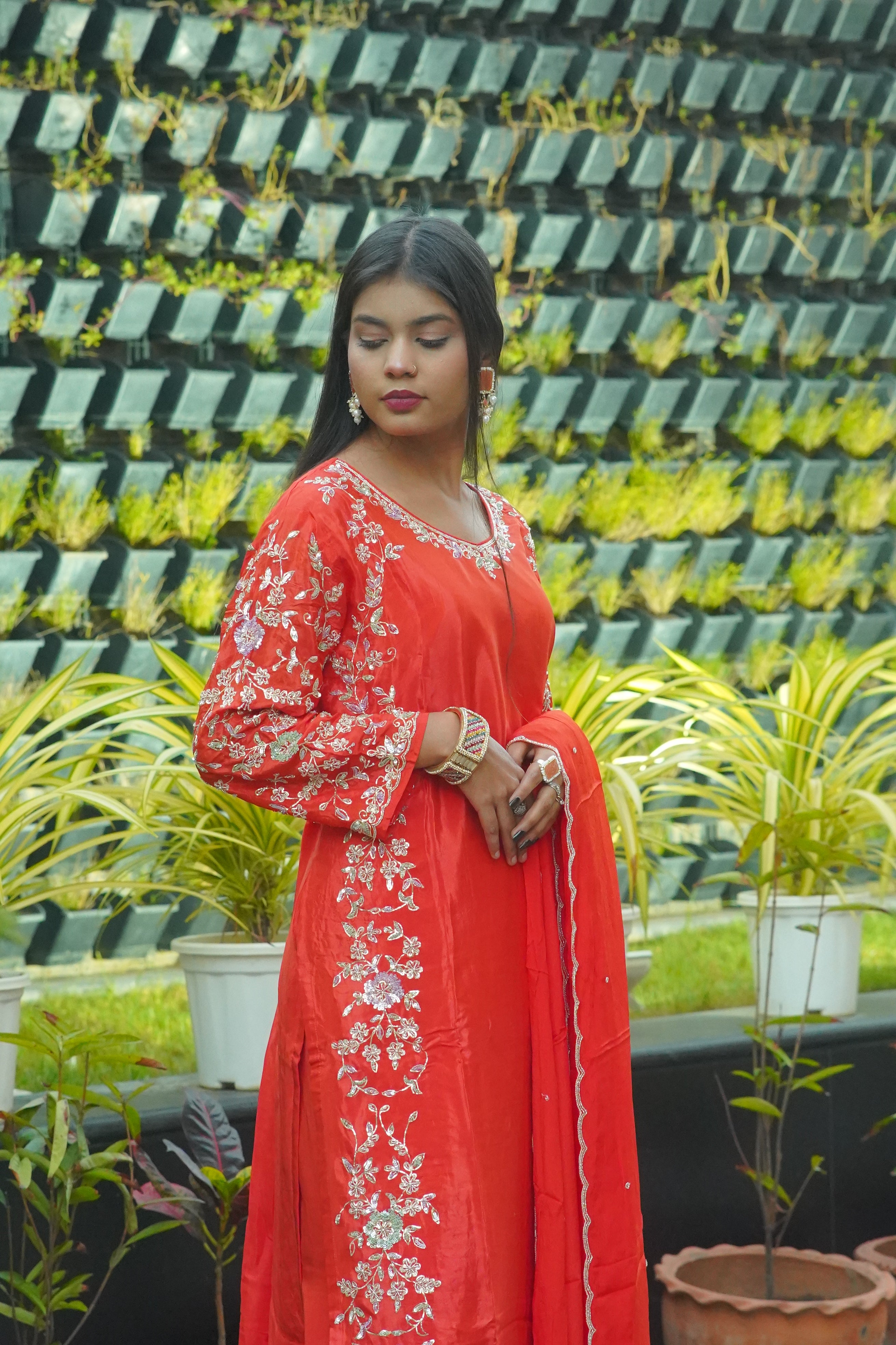 Premium Peeta Work Suit – Elegant 3‑Piece Set on Luxury Fabric