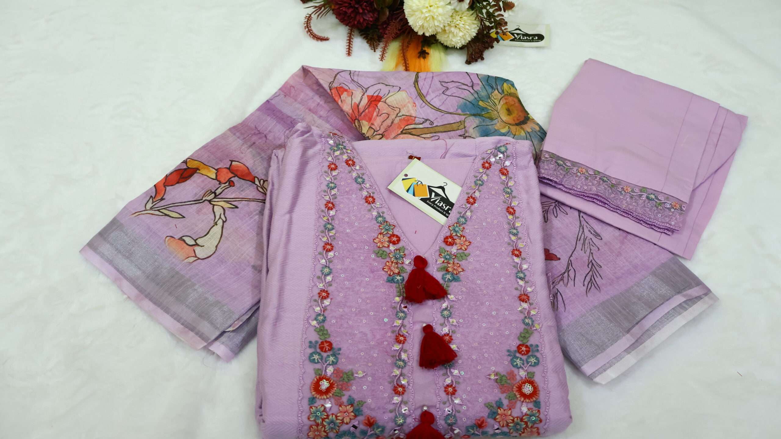 Embroidered Cambric Jacquard Kurta Pant Set with Linen Digital Print Dupatta