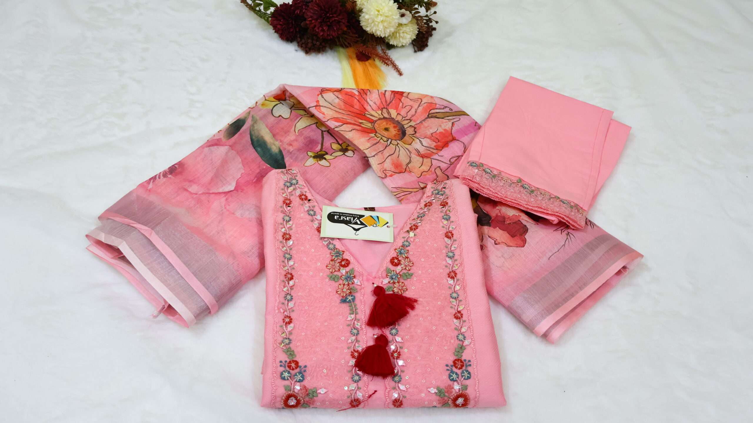 Embroidered Cambric Jacquard Kurta Pant Set with Linen Digital Print Dupatta