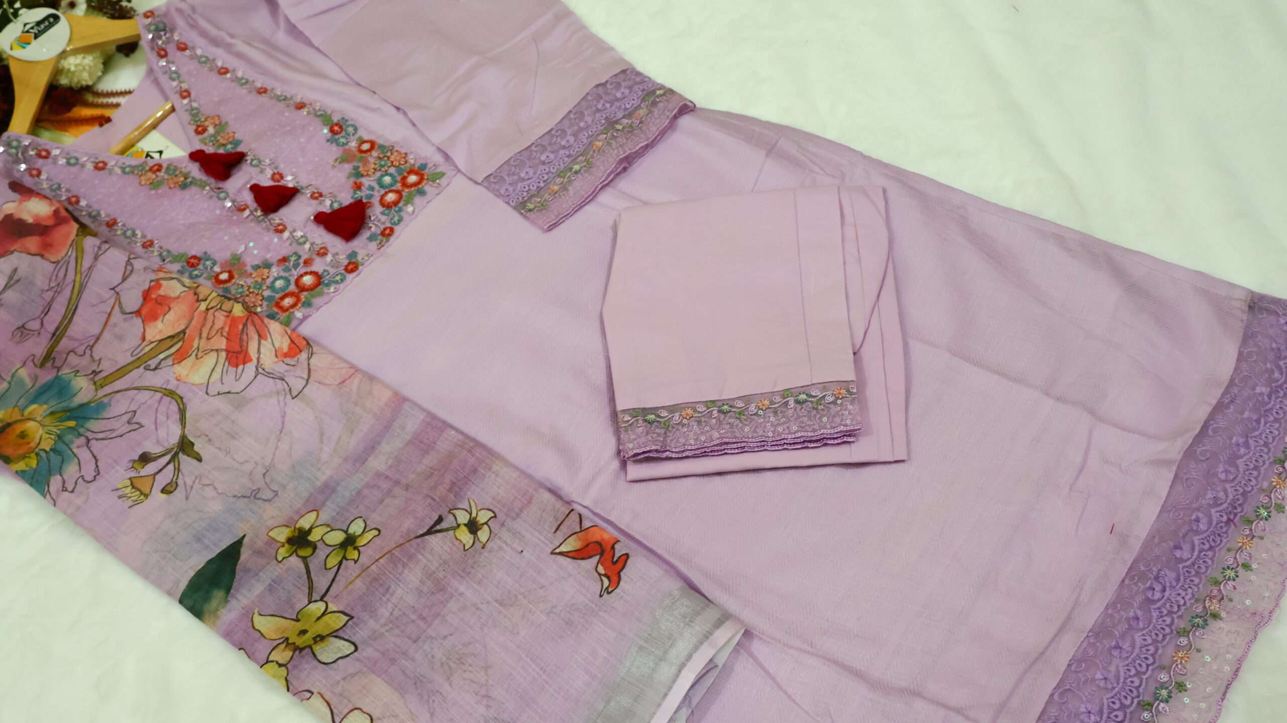 Embroidered Cambric Jacquard Kurta Pant Set with Linen Digital Print Dupatta