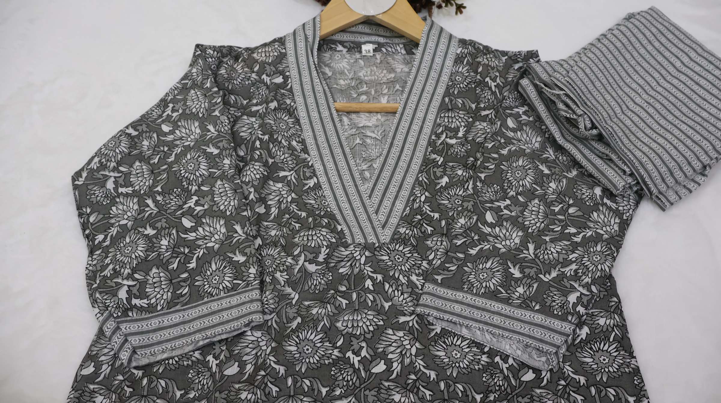 Kurta and Organza Dupatta