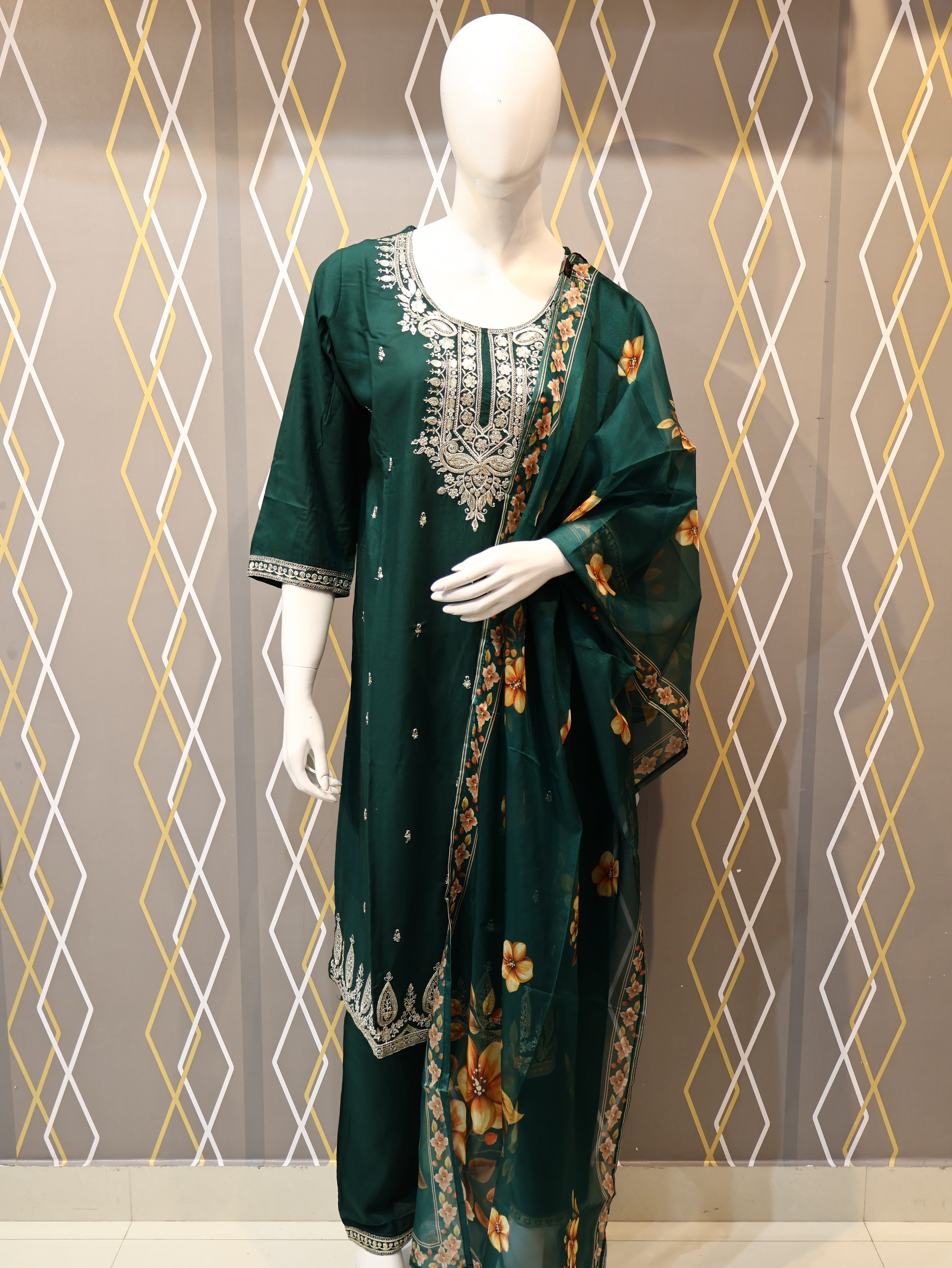 Rayon Kurta Set with Zari & Sequence Work