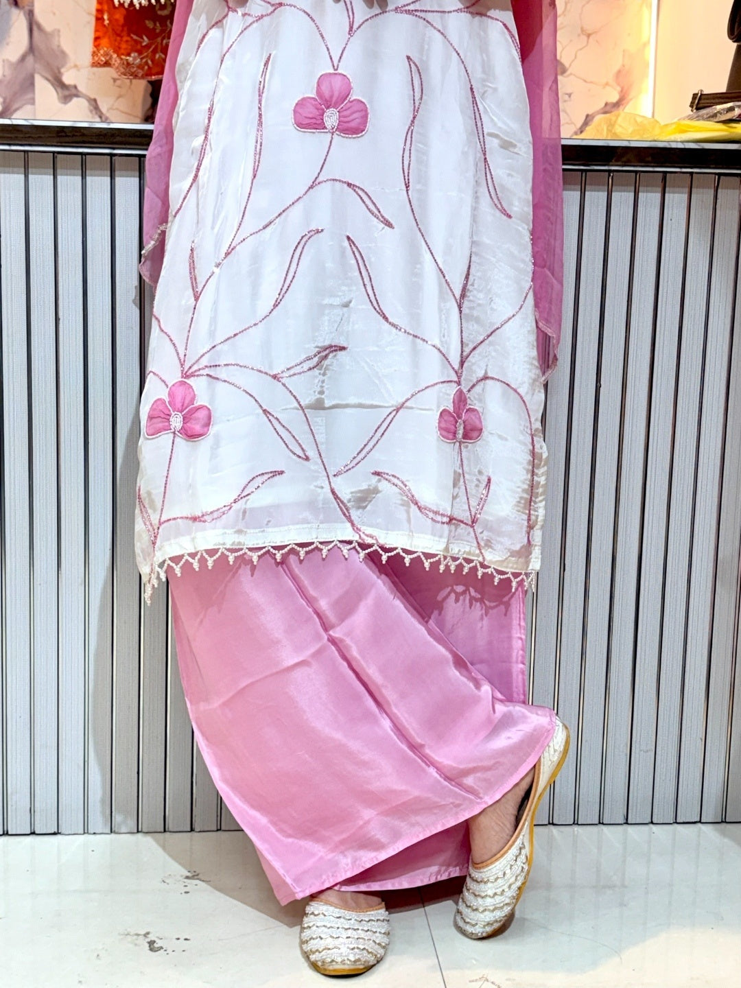 Floral Appliqué Handwork Set